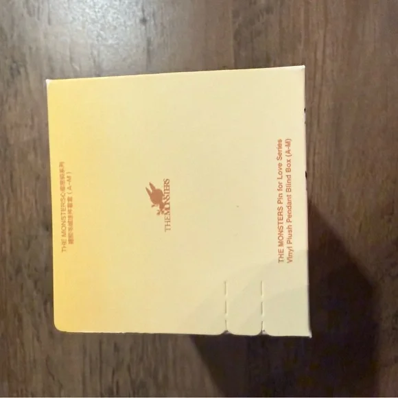 Labubu THE MONSTERS Pin for Love Series-Vinyl Plush Pendant Blind Box L Pop Mart - Picture 6 of 10